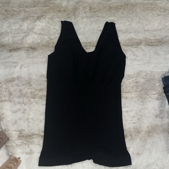 Bundle of 3 skinny girl body shaping slimming tank tops (577) - Picture 4 of 4